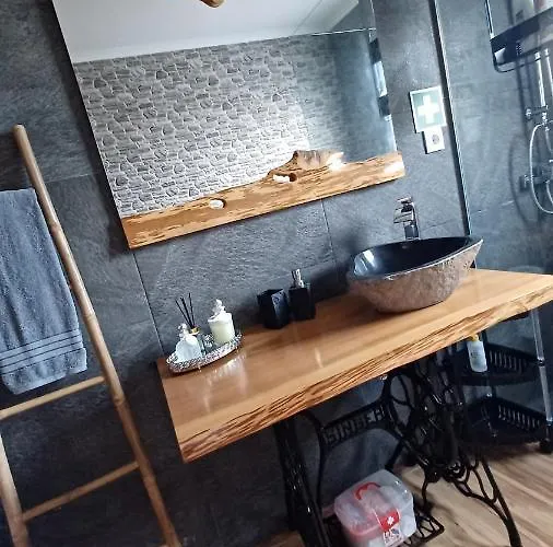 Stone House * Lagoa (Azores)