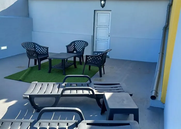 Stone House * Lagoa (Azores)